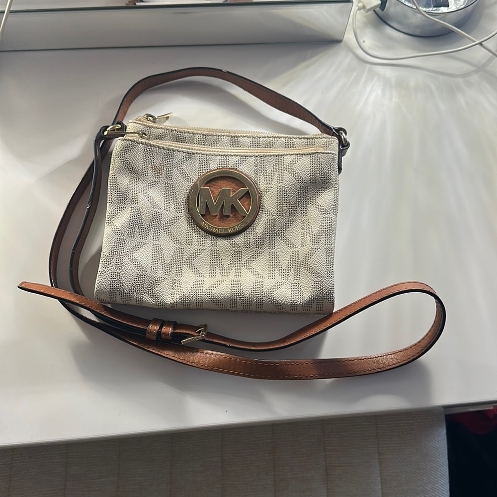 Michael Kors crossbody bag